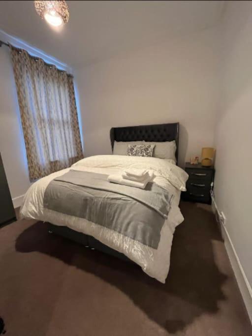 Two Bedroom Flat In لندن المظهر الخارجي الصورة