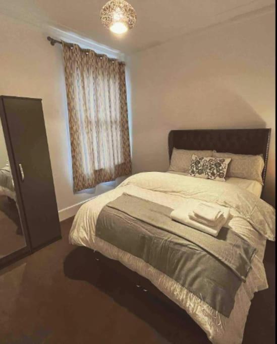 Two Bedroom Flat In لندن المظهر الخارجي الصورة