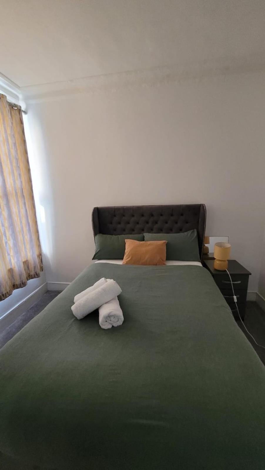 Two Bedroom Flat In لندن المظهر الخارجي الصورة